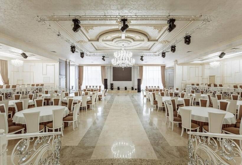 هتل Restaurant Mask