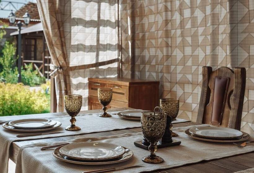 هتل Restaurant Mask