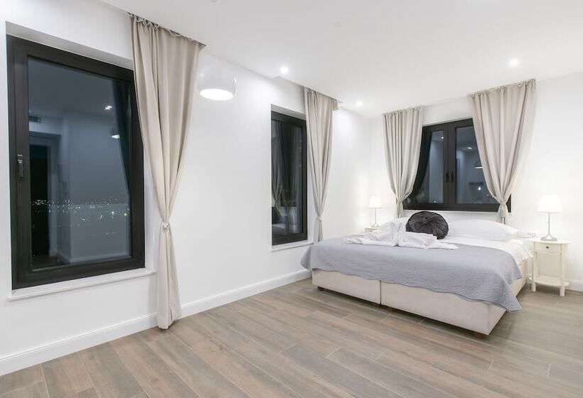 Отель Samstag Split