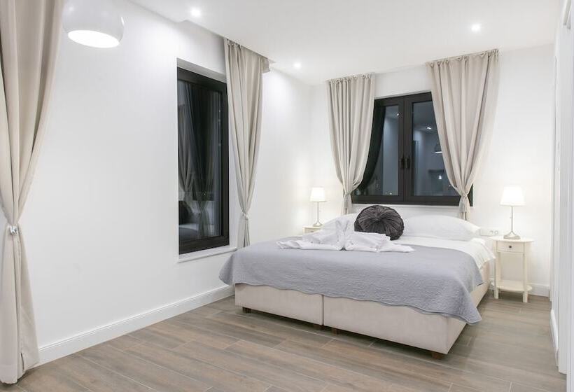 Отель Samstag Split