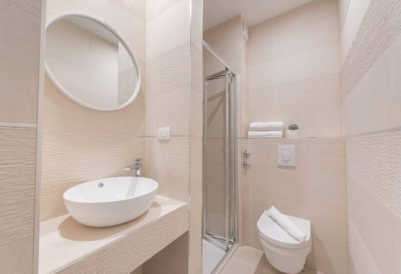 Отель Samstag Split