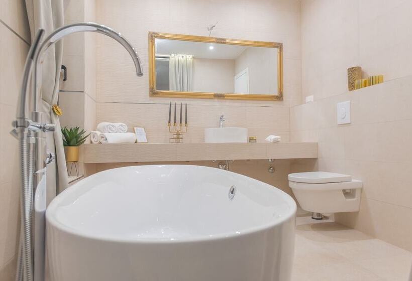 هتل Samstag Split