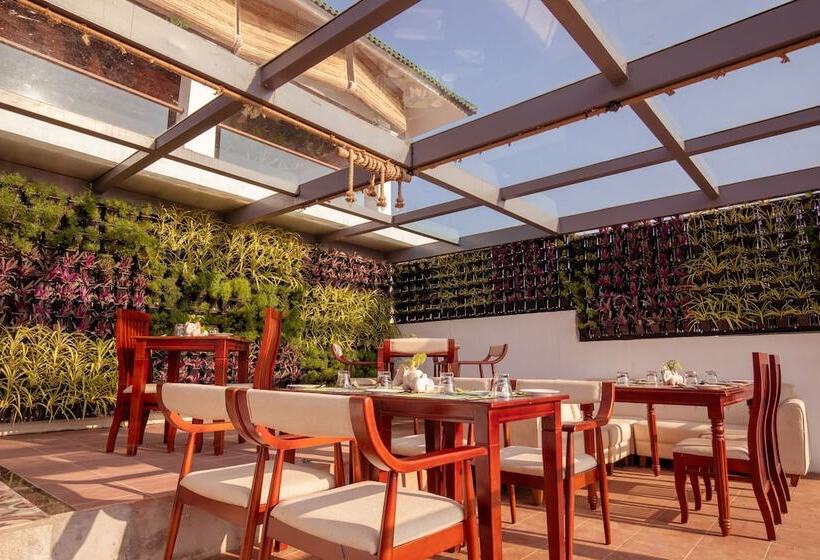 酒店 Tuskers Hill By Poppys Anaikatti