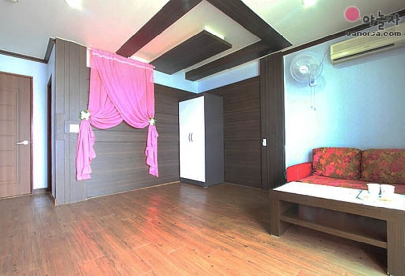 Motel Boryeong Fantasia