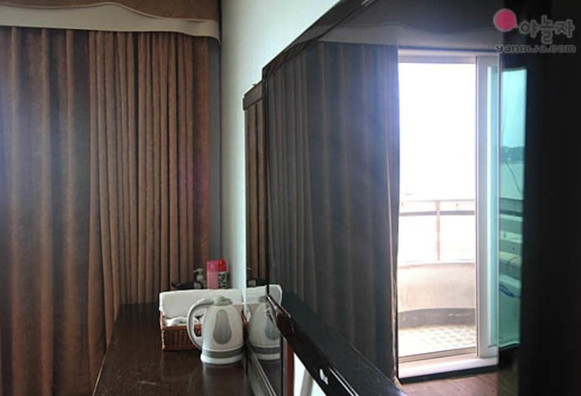 Motel Boryeong Fantasia