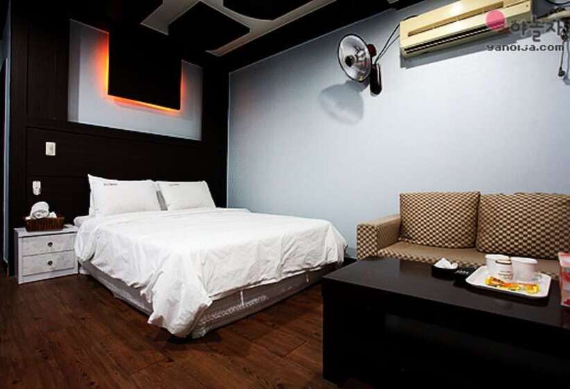 Motel Boryeong Fantasia