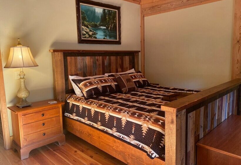 Mountain Vista  Mountain Cabin, Great Decks, Pool Table, Ping Pong Table, & Foosball By Redawning