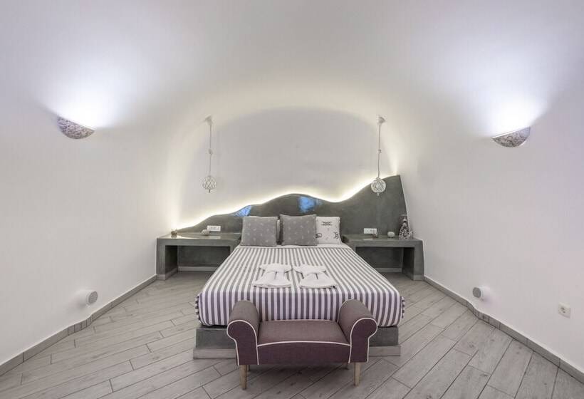 Residencia Beautiful 4 Bed Cave House Near Fira, Private Pool
