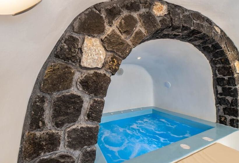 Residencia Beautiful 4 Bed Cave House Near Fira, Private Pool