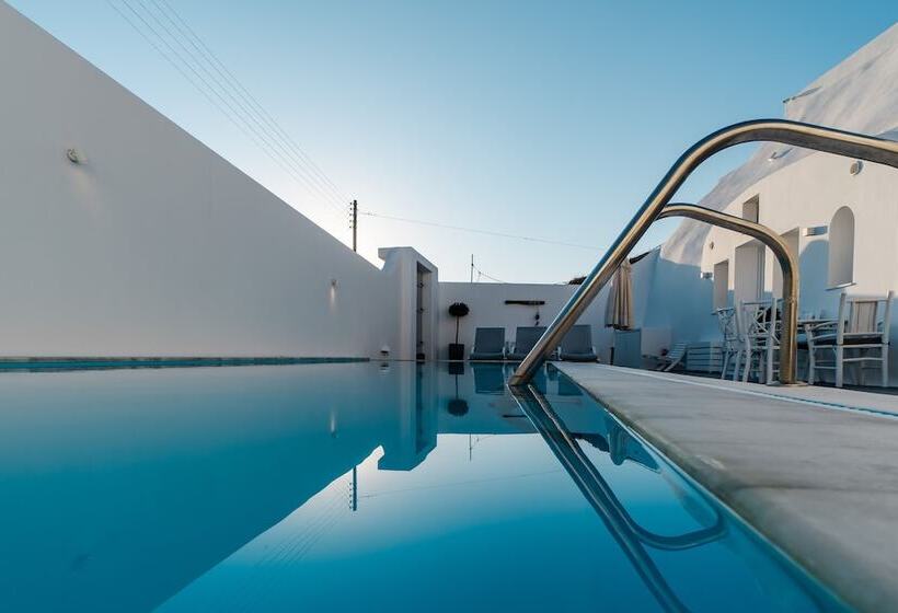 Residencia Beautiful 4 Bed Cave House Near Fira, Private Pool