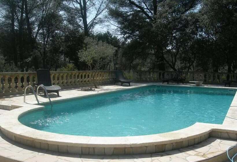 אתר נופש Le Domaine D Alezen