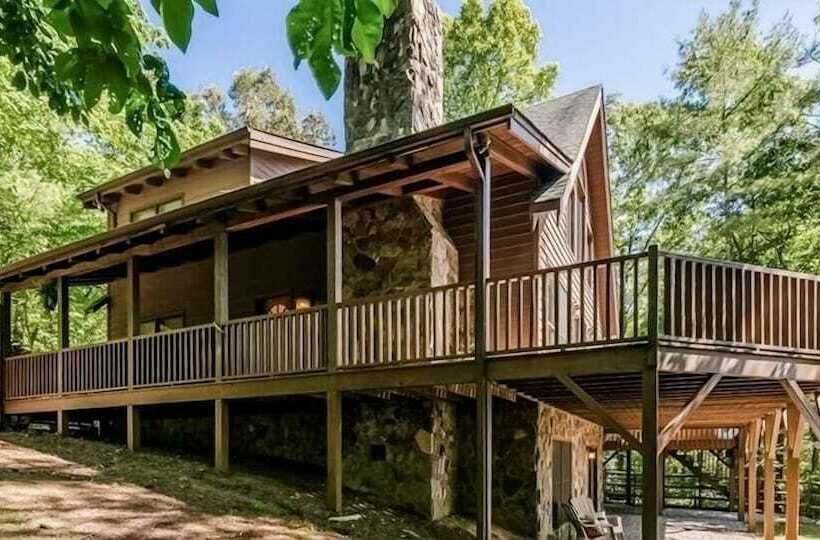 Second Breakfast  Spacious Wooden Cabin, Hot Tub, Close To Walking Trails, Fireplace By Redawning