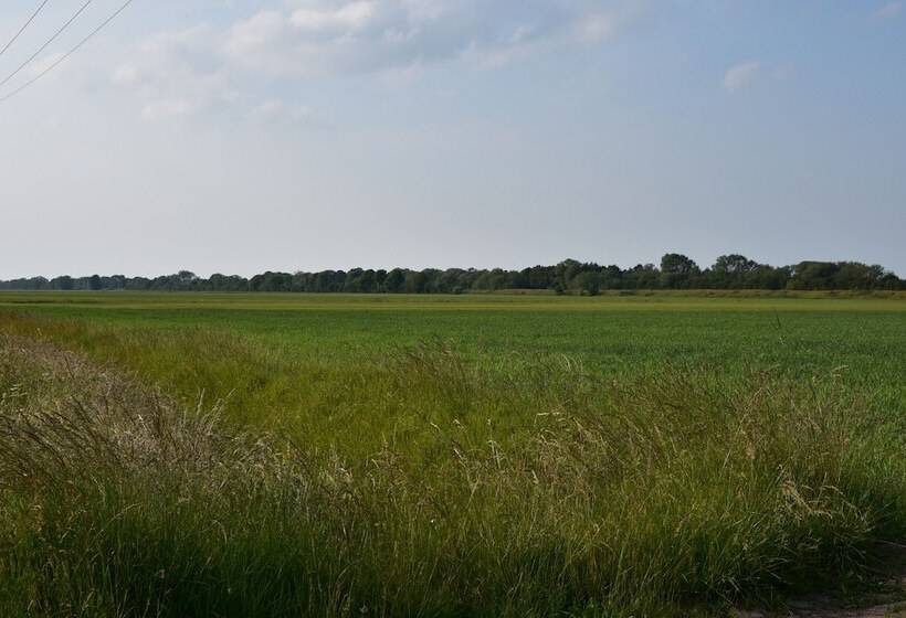 2 Bed 18th Century Barn   Sleeps 6   Pet Friendly