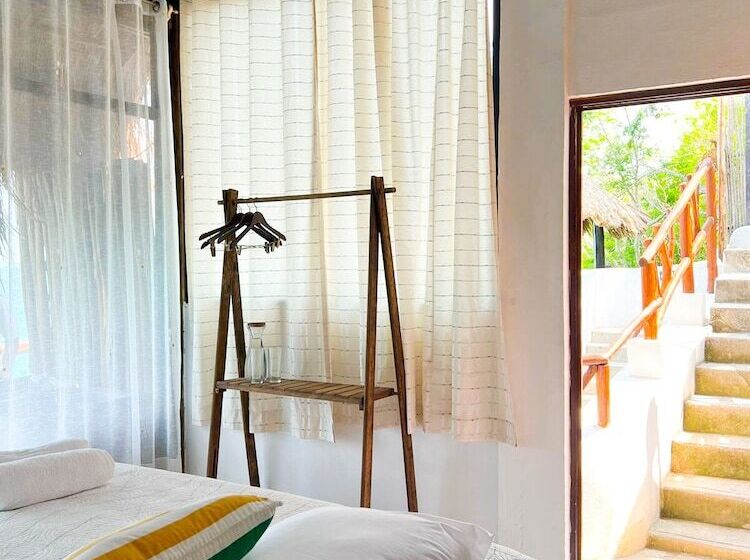 Xcabal Hotel Boutique