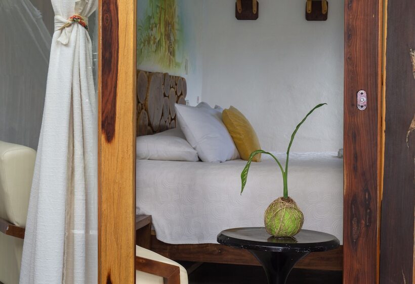 Xcabal Hotel Boutique