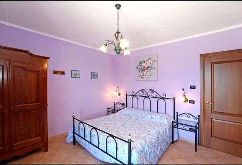 Room In B&b   Agriturismo Al Brich Quadriple Room
