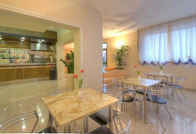 مبيت وإفطار Settecolli Sport Hostel   Double Room 107