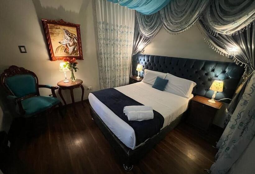 Gatsby Hotel Collection