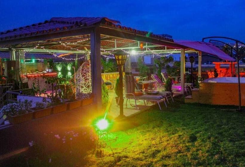 Gatsby Hotel Collection