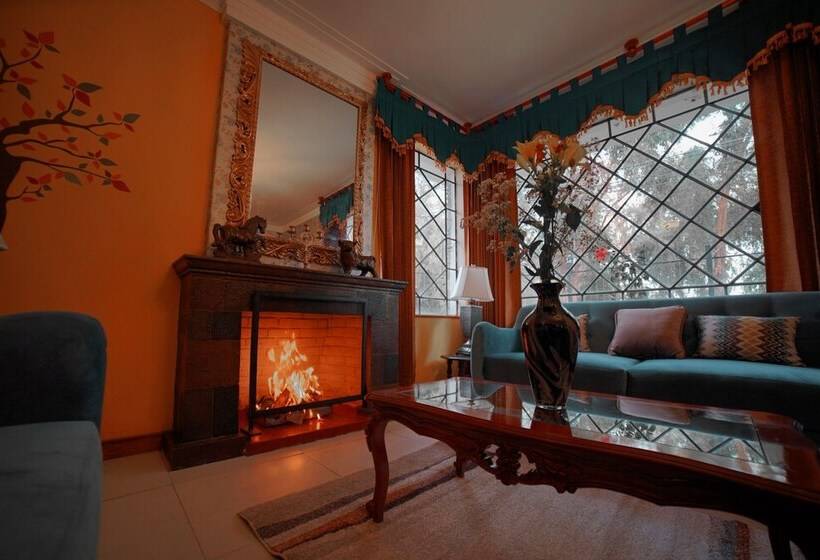 Gatsby Hotel Collection