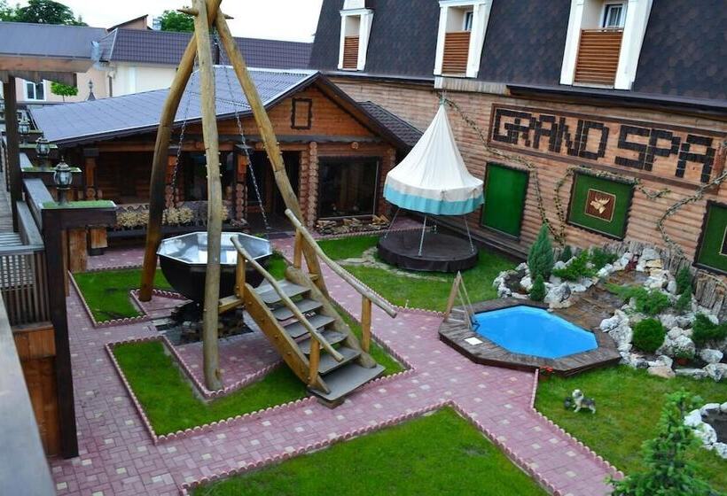 Grand Hotel &spa Maykop