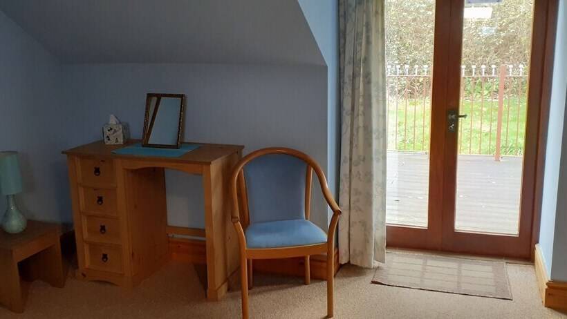 Henblas Holiday Cottage