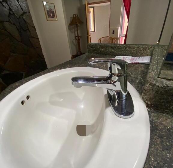 בית מלון כפרי Alameda