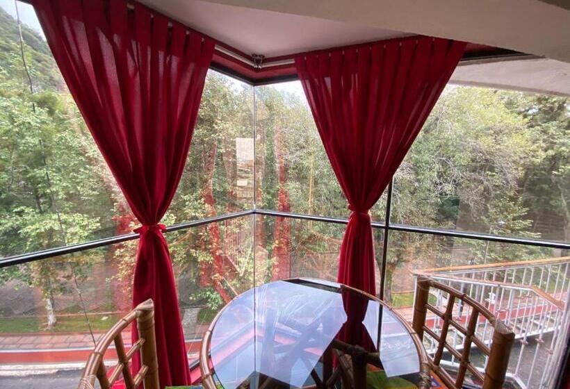 בית מלון כפרי Alameda