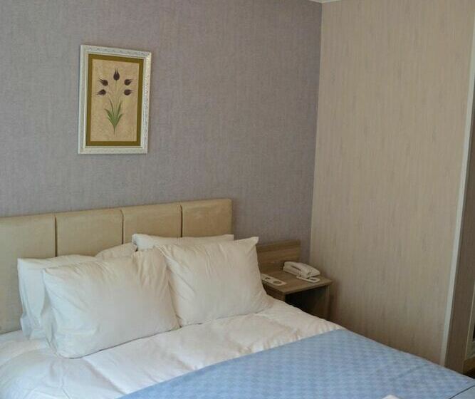 فندق Alex Village Life