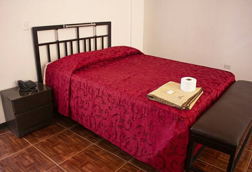 Отель Camino Real