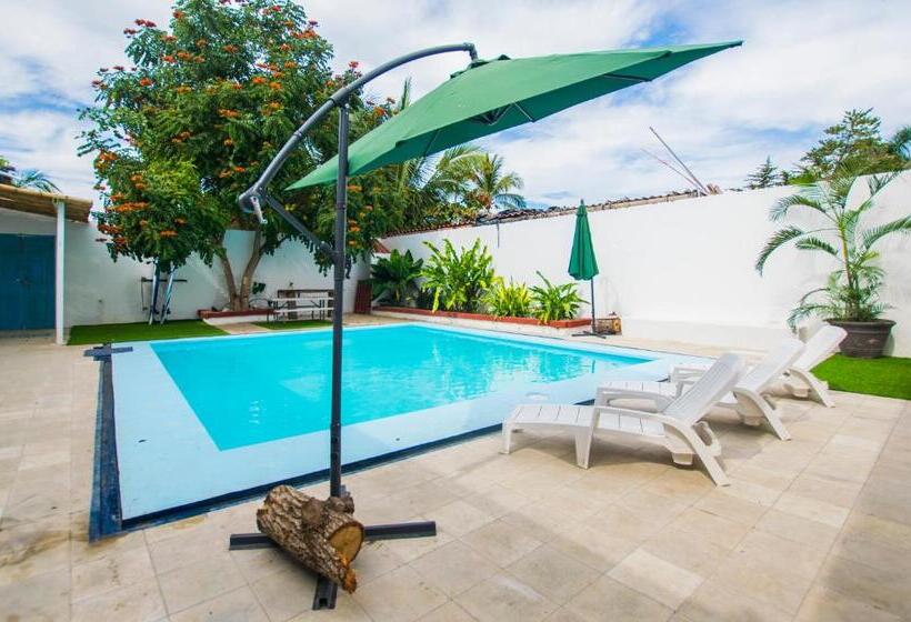 בית מלון כפרי Casa Pancho Playa