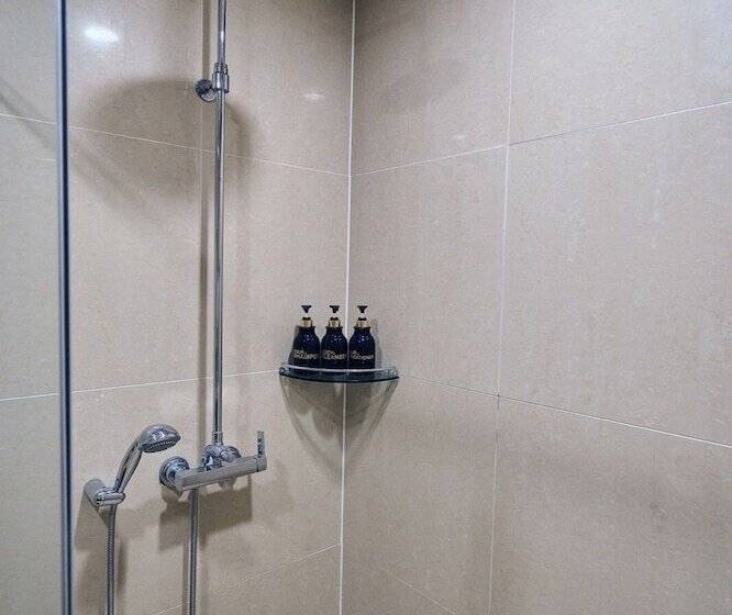 Hotel Crystal Valley Cc   Golden Village