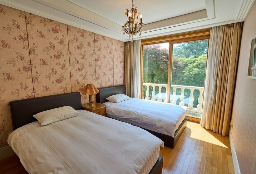 Hotel Crystal Valley Cc   Golden Village