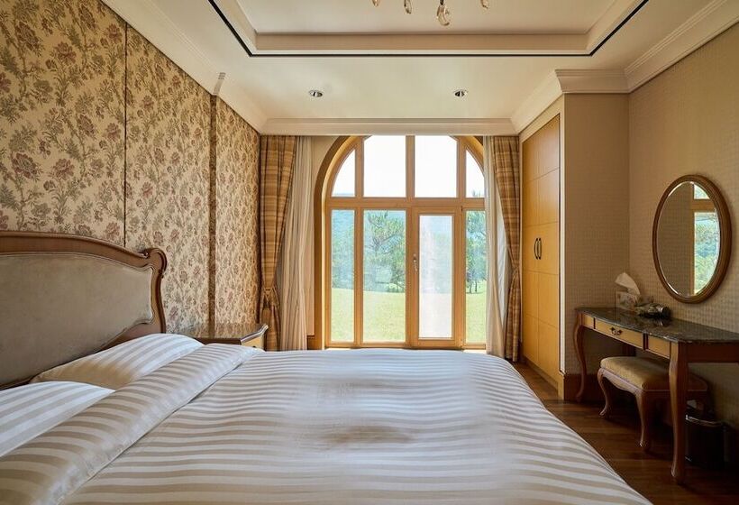 Hotel Crystal Valley Cc   Golden Village