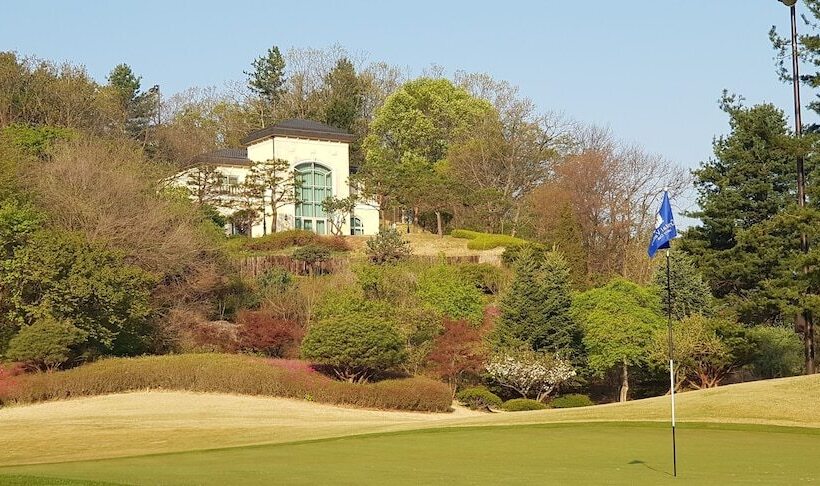 Hotel Crystal Valley Cc   Golden Village