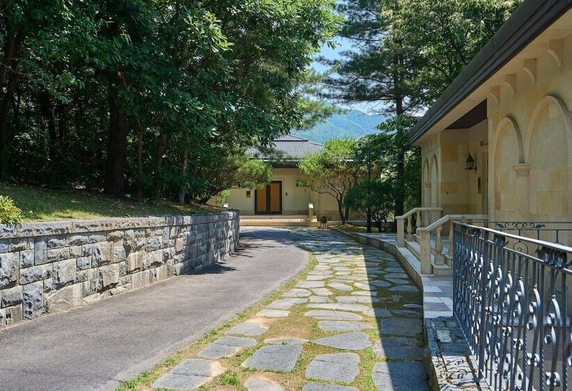 Hotel Crystal Valley Cc   Golden Village