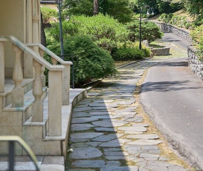 Hotel Crystal Valley Cc   Golden Village