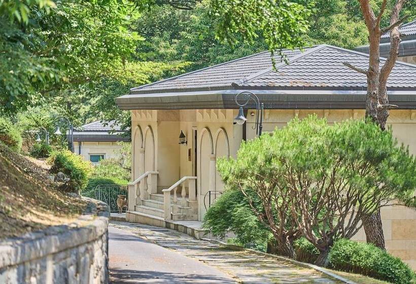 Hotel Crystal Valley Cc   Golden Village