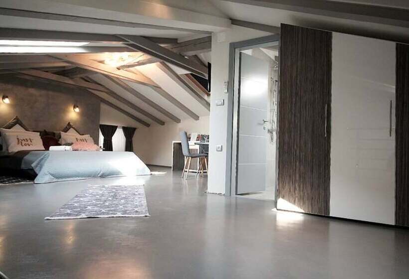 بنسيون Alessio Premium Rooms Quadruple No 7