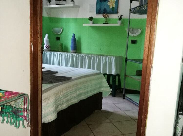 ペンション Manuel Antonio Comfort Casa Macaow