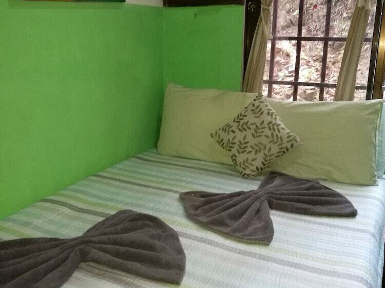 ペンション Manuel Antonio Comfort Casa Macaow