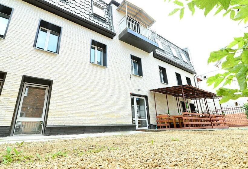 膳宿费 Scandi House