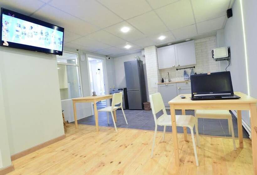 膳宿费 Scandi House