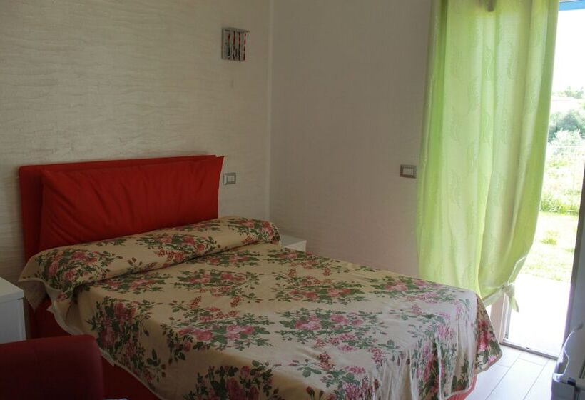 Пансион Room In Guest Room S Olivariu Village Affittacamere Superior King Room