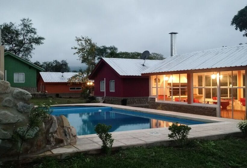 Warakusi Cottages Off Road