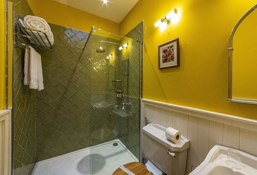 Black Sheep Hotels Cabins