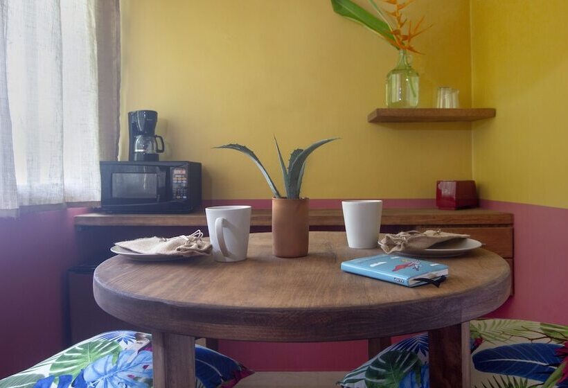 ホテル Albatros By Bedsfriends