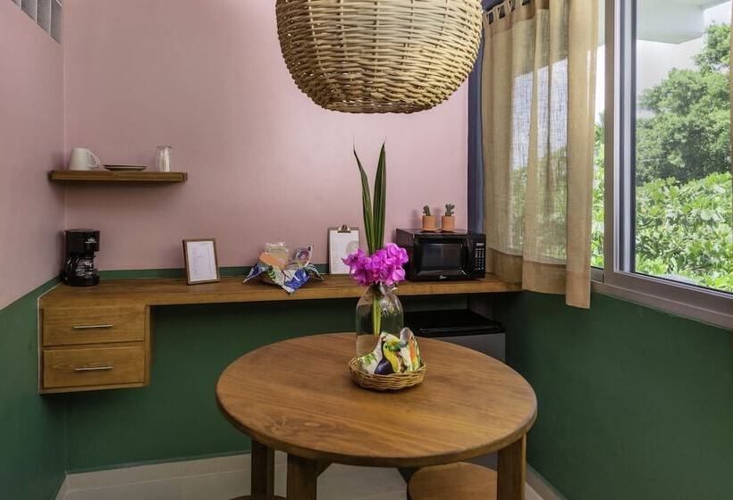 ホテル Albatros By Bedsfriends