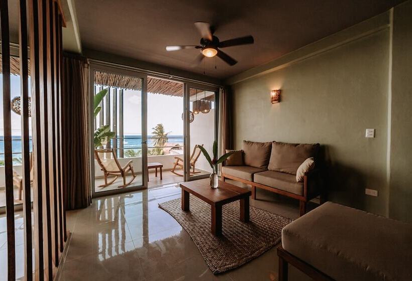 ホテル Albatros By Bedsfriends