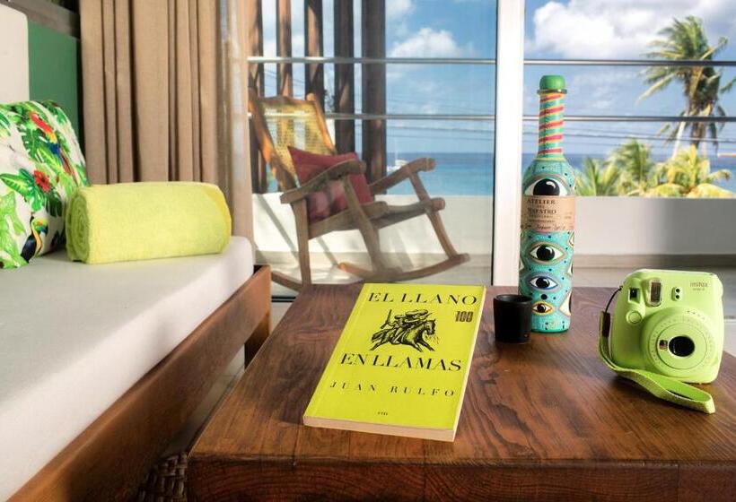 ホテル Albatros By Bedsfriends